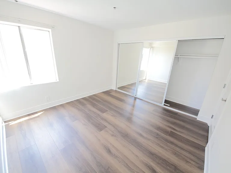 10615 Rose Ave — Photo 23