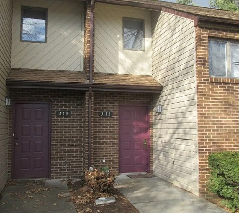 313 Shenandoah Cir