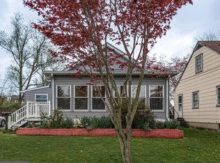 13 Ridgeway Ave, Oaklyn, NJ 08107