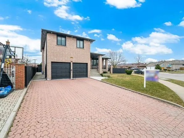 56 Henley Dr, Hamilton, ON L8E 3S6