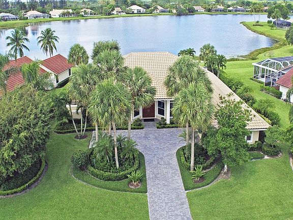 02_aerial3_192 Thornton Drive