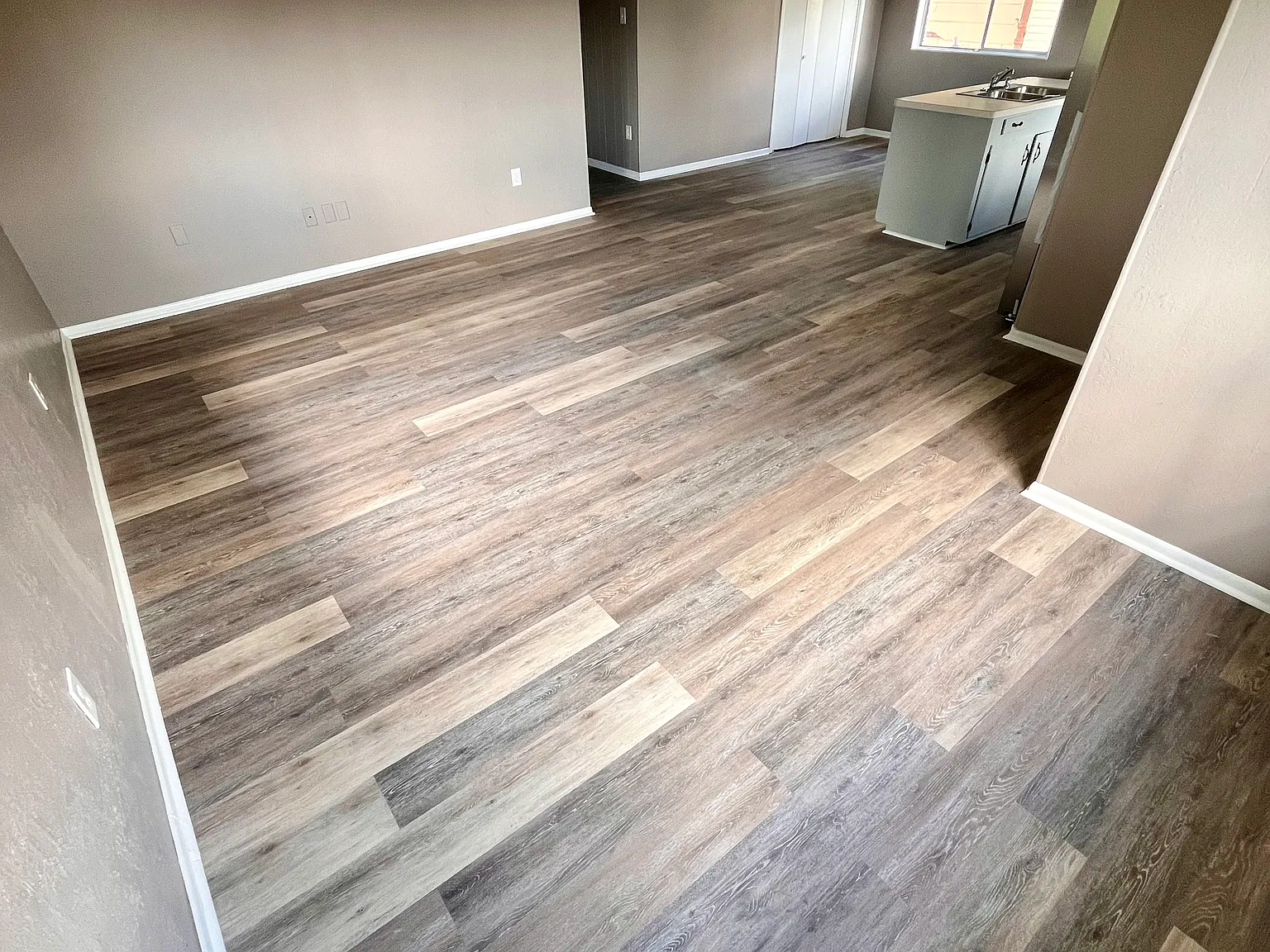 3 bed, 1320 sqft, $1,595 — Photo 3