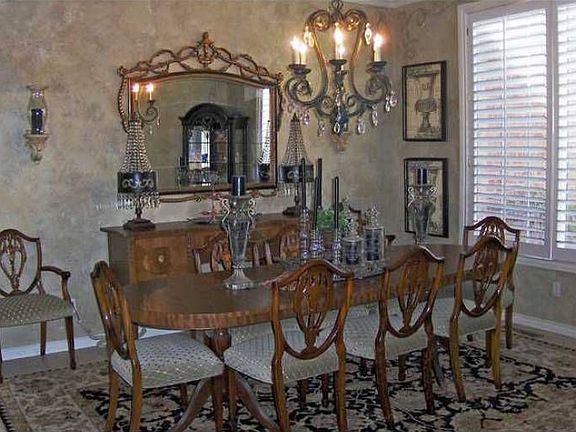 Formal dining room