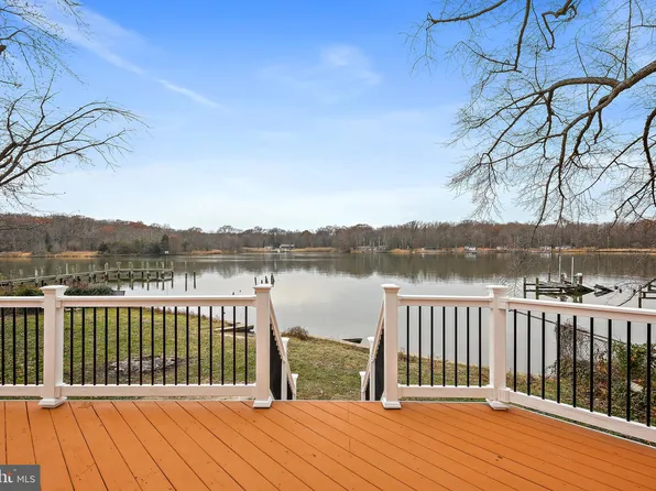 2504 Island View Rd, Baltimore, MD 21221