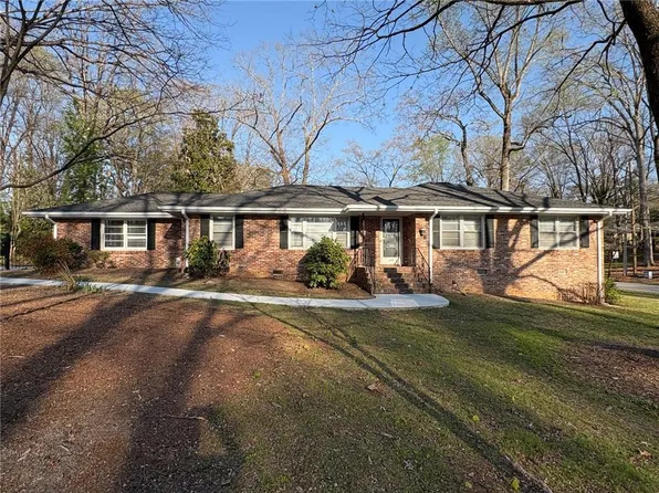 619 Grove Pkwy SE, Marietta, GA 30067