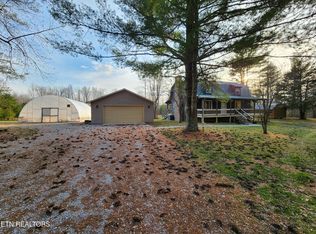 5352 Mayland Rd, Crossville, TN 38571