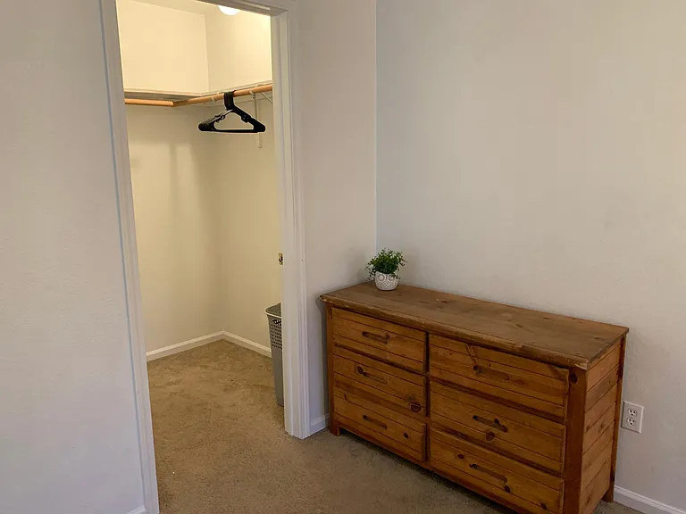 221 W Harmony Dr — Photo 13