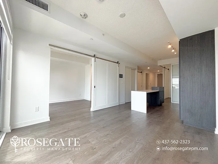 370 Martha St #207 — Photo 7