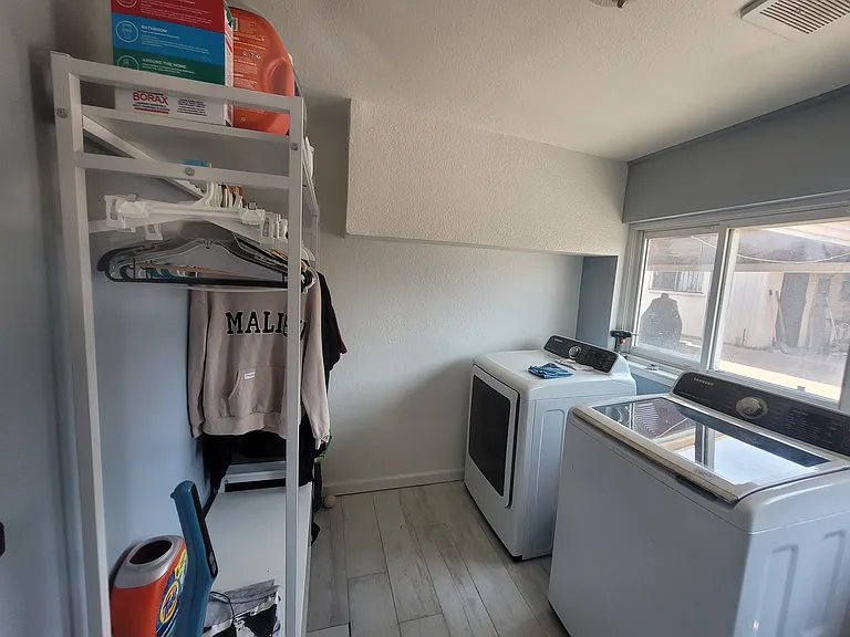 2434 Arden Way — Photo 13