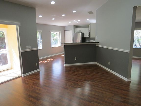 5th image of 4157 Mocha Ave