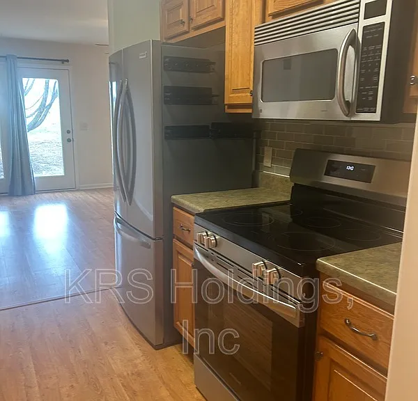 125 Joyce Dr — Photo 5