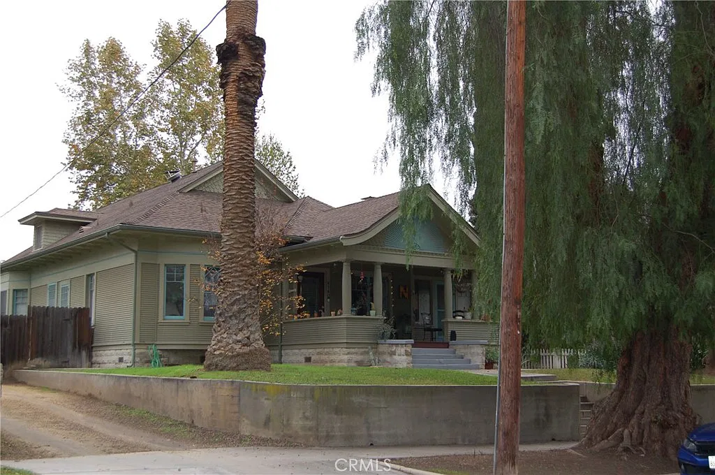 2 bed, 1200 sqft, $2,150 — Photo 2