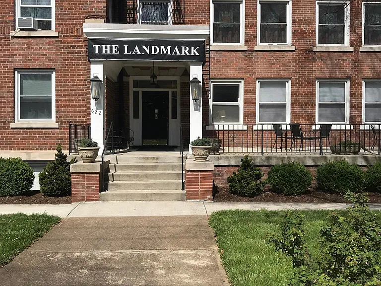 622 S Haywood St #303 — Photo 1