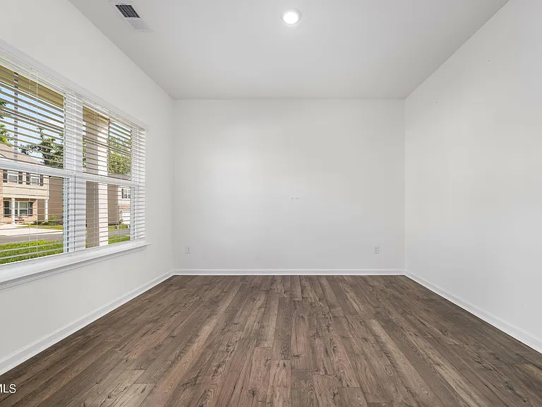 693 Barley Loop — Photo 9