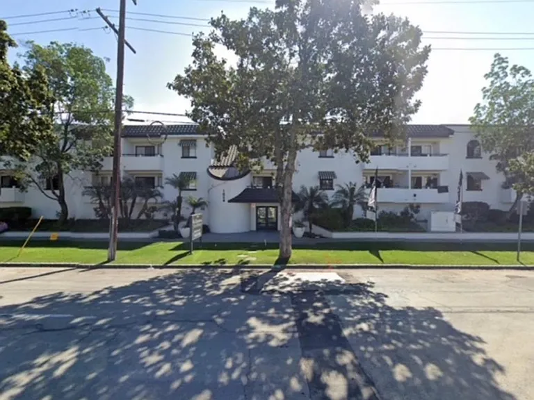 1054 W Santa Ana Blvd #21 — Photo 3