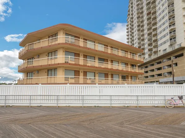 108 S Montpelier Ave APT 222, Atlantic City, NJ 08401