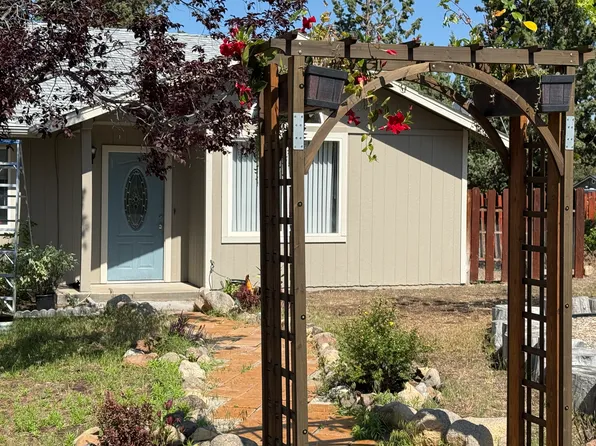 (undisclosed Address), Weed, CA 96094