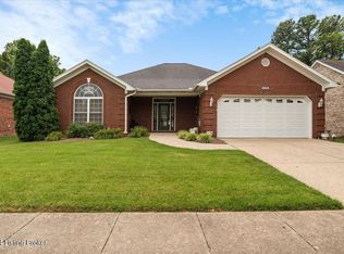 7710 Apple Mill Pl, Louisville, KY 40228