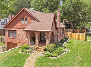 6126 Cherry St, Kansas City, MO 64110