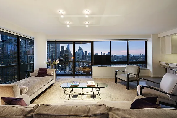 Sold by Nest Seekers International | media 48