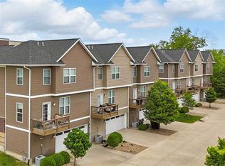 330 Clark Dr APT 2, Coralville, IA 52241