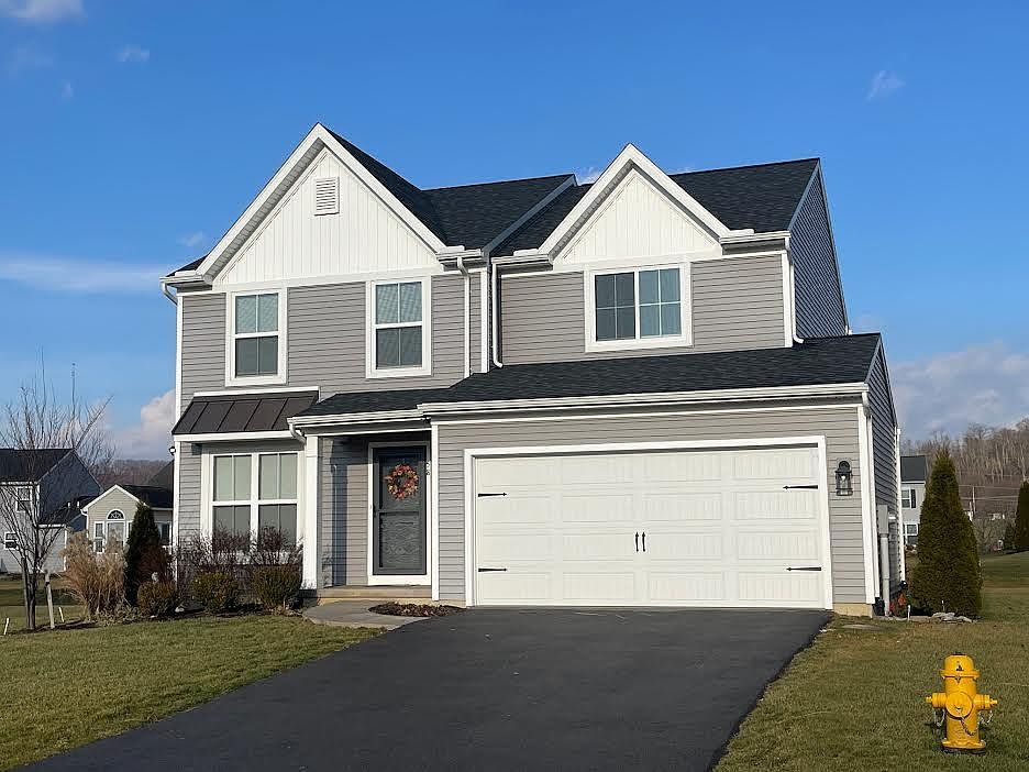 1st image of 58 Cambridge Ln