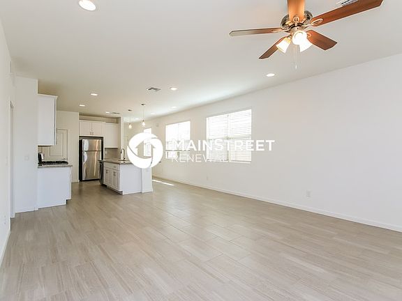 4th image of 3755 E Sandoval Dr