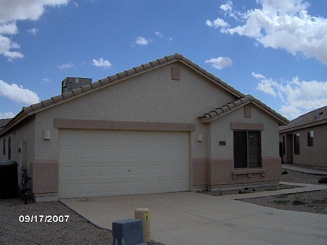 1st image of 39795 N Manetti St