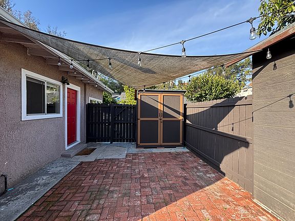 3rd image of 215 S Avenue 58 #1