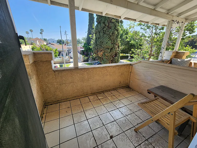 737 N Ridgewood Pl #1/2 — Photo 33