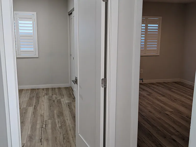 7193 Romford Ct — Photo 98