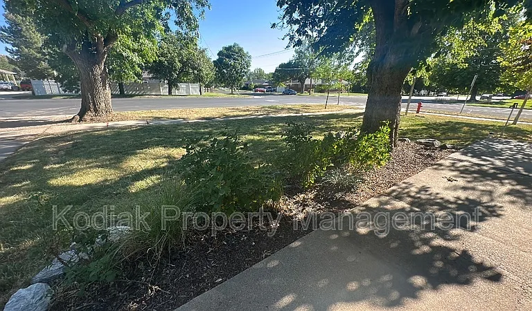 312 N 100 E — Photo 18