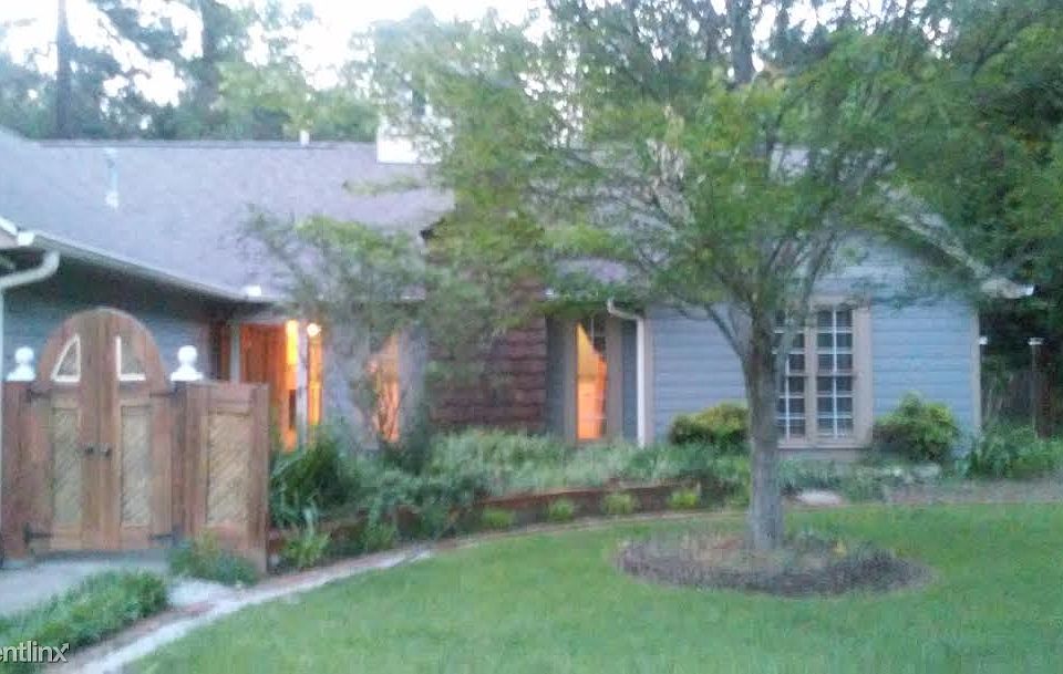 180 Front entrance