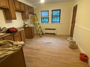 5 Common St APT 2, Quincy, MA 02169