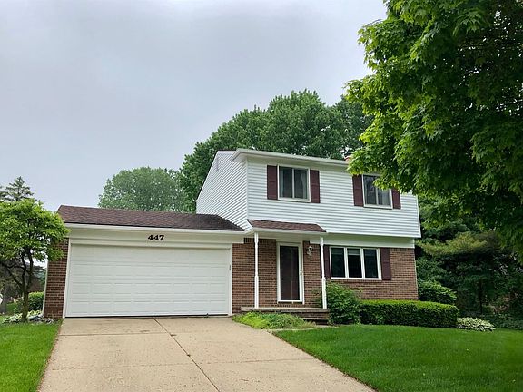 2nd image of 447 Old Creek Dr