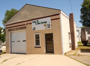 1559 N 9th St, Clinton, IN 47842