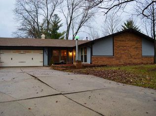 9627 Yearling Dr, Fort Wayne, IN 46804