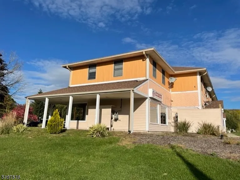 104A Quarry Rd #1 — Photo 2