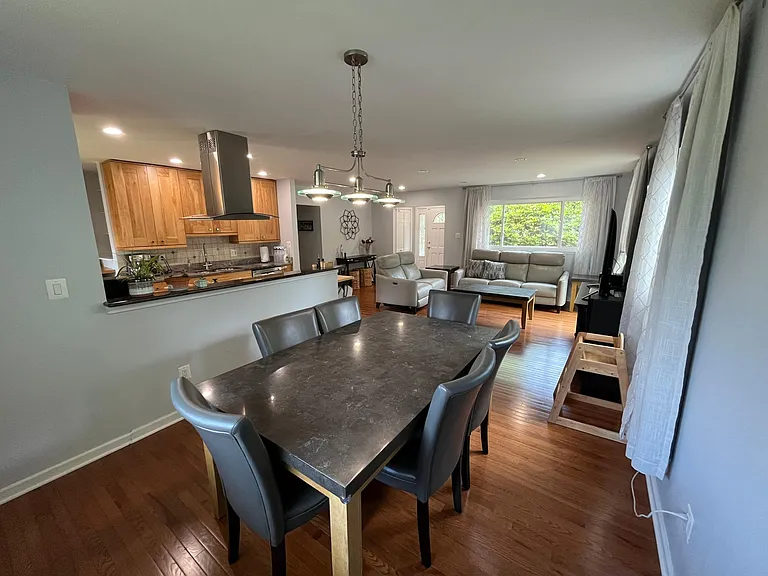 1709 Lorre Dr — Photo 4