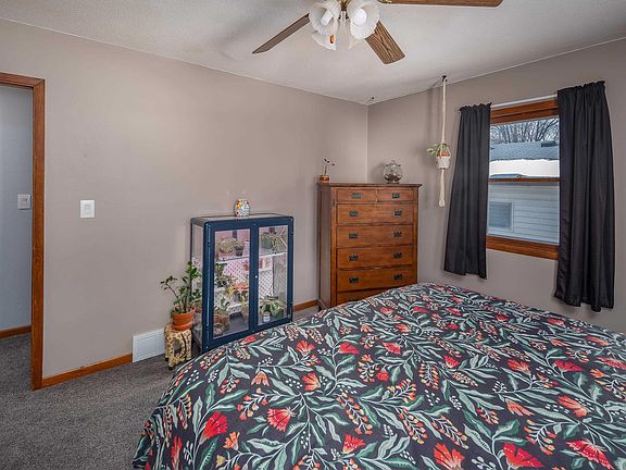 4th image of 3001 4th St #A
