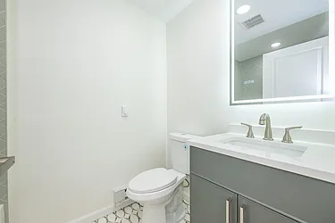 38 Zabriskie Street, #3R