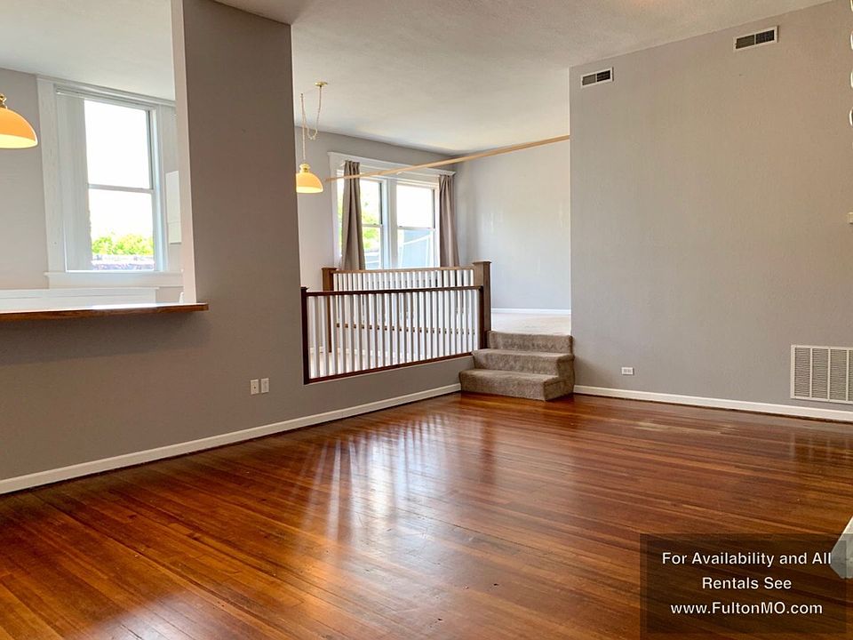 Center School Apartments 808 Center St Fulton MO Zillow