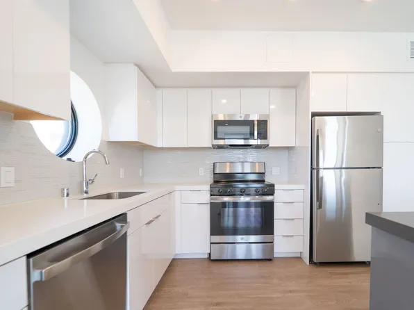 Aquatic Shattuck, 2640 Shattuck Ave #606, Berkeley, CA 94704