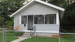 2nd image of 2518 Adams St