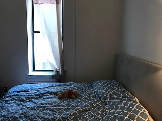 Rented by Salon Realty Corp | media 11