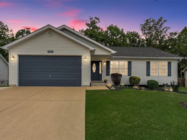 5127 Jeremiah Blvd, Hillsboro, MO 63050