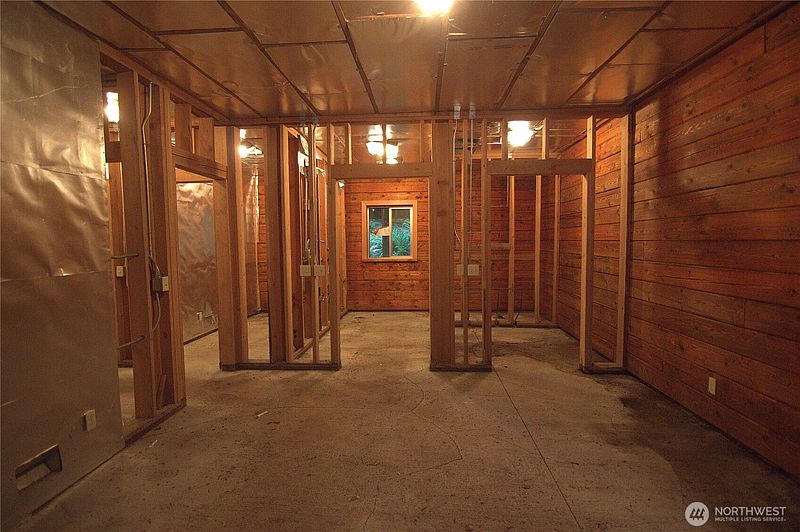 4th image of 33610 NE 84th Place