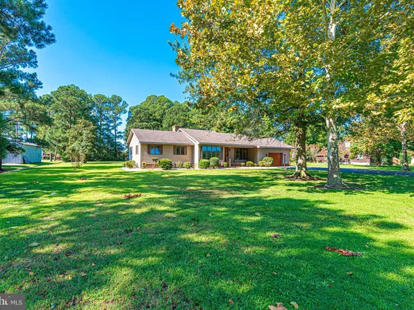 27103 Gillette Dr, Crisfield, MD 21817