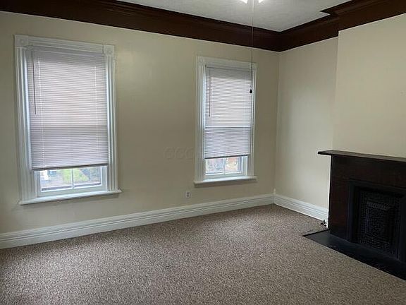 4th image of 172 Reinhard Ave #172