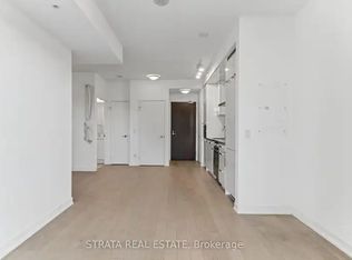 120 Bayview Ave #615, Toronto, ON M5A 0G4